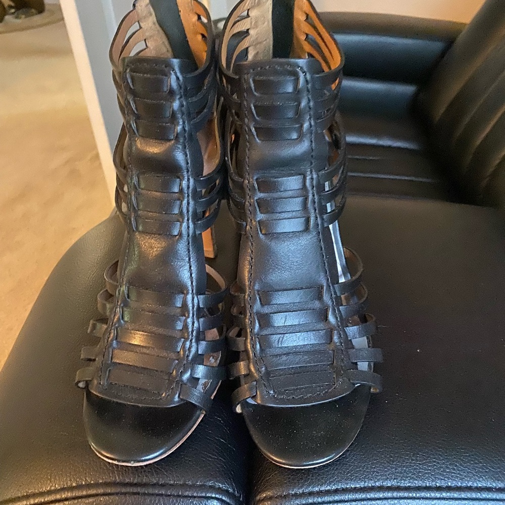 Black Coach size 8